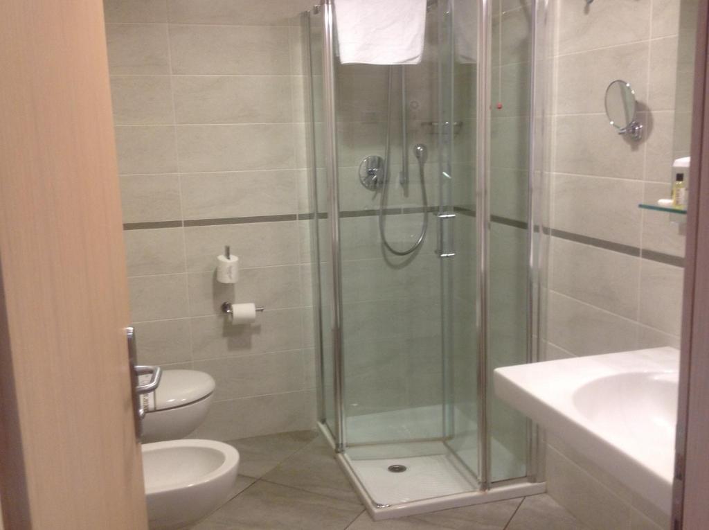 Al Marinaio Hotel Garni Trento Quarto foto